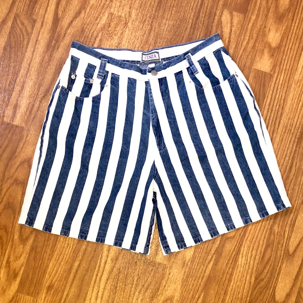 Vintage 90’s High Waisted Striped Shorts